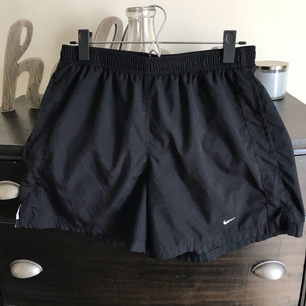 Black Nike shorts